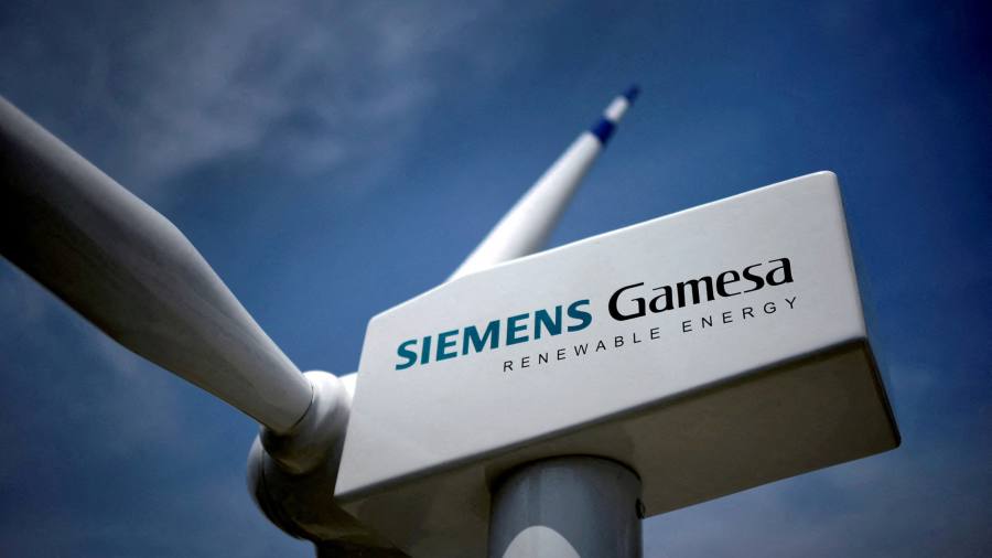 Ações da Siemens Energy caem 30% com problemas em turbinas eólicas